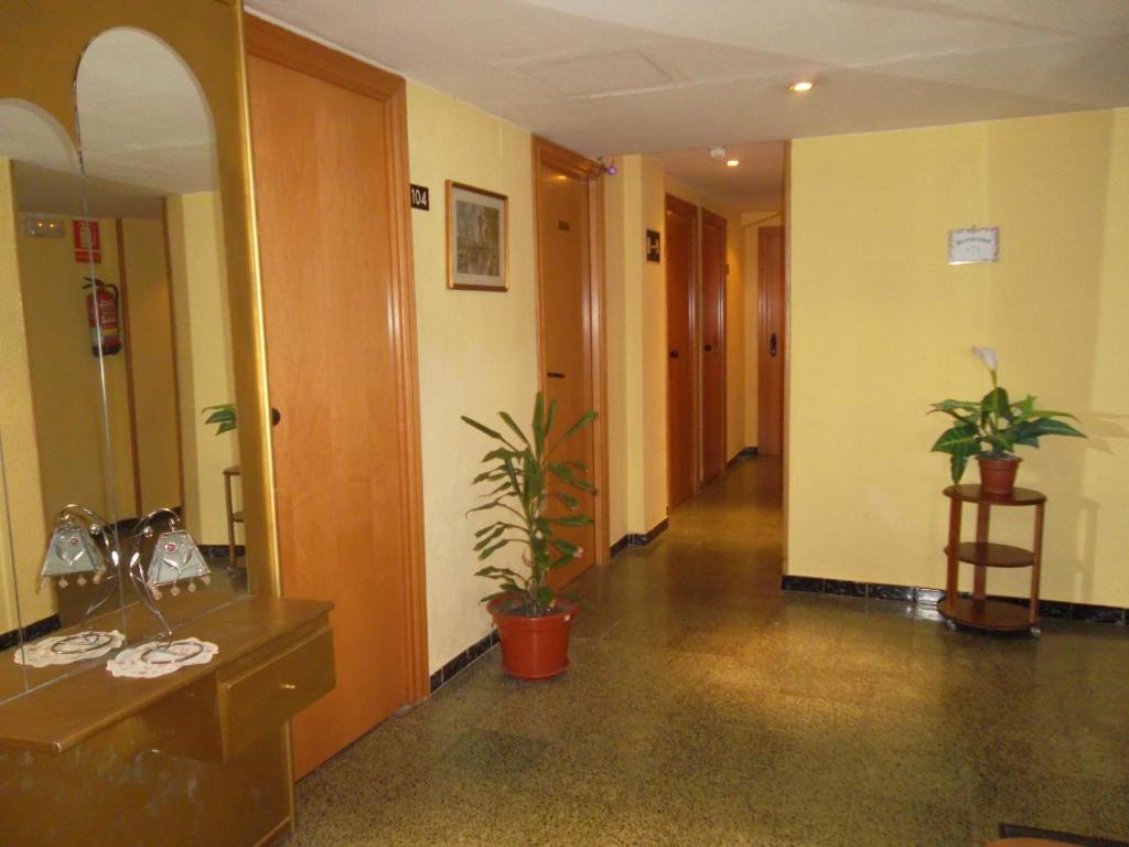 Hostal Cumbre Saragoça Exterior foto
